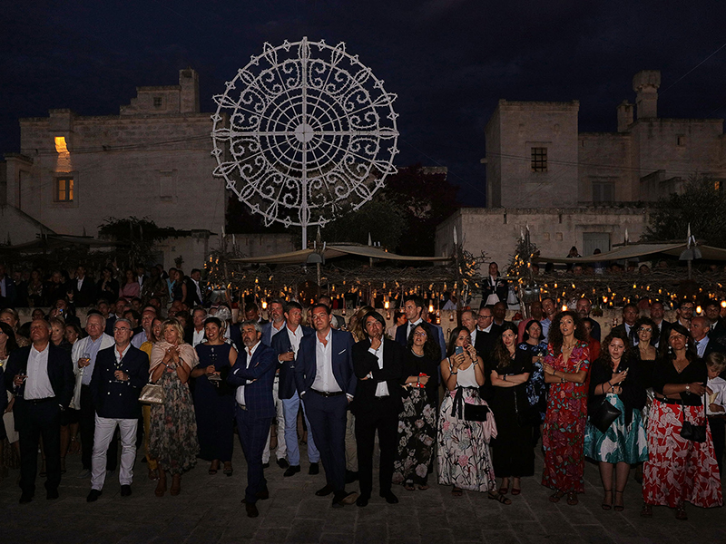 استعراضاً لأحدث يخوتها التي تجمع بين الفخامة والتقنية المتقدمة: "أزيموت بينيتّي" تنظم حدثها السنوي في مدينة بورتو مونوبلي الإيطالية